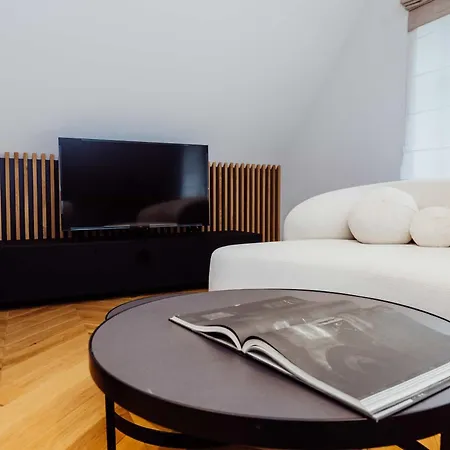 Grodzka Boutique Aparthotel - Stare Miasto 3* Jelenia Gora