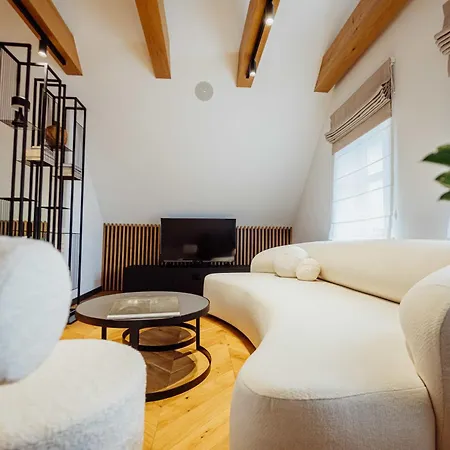 Grodzka Boutique Aparthotel - Stare Miasto 3*
